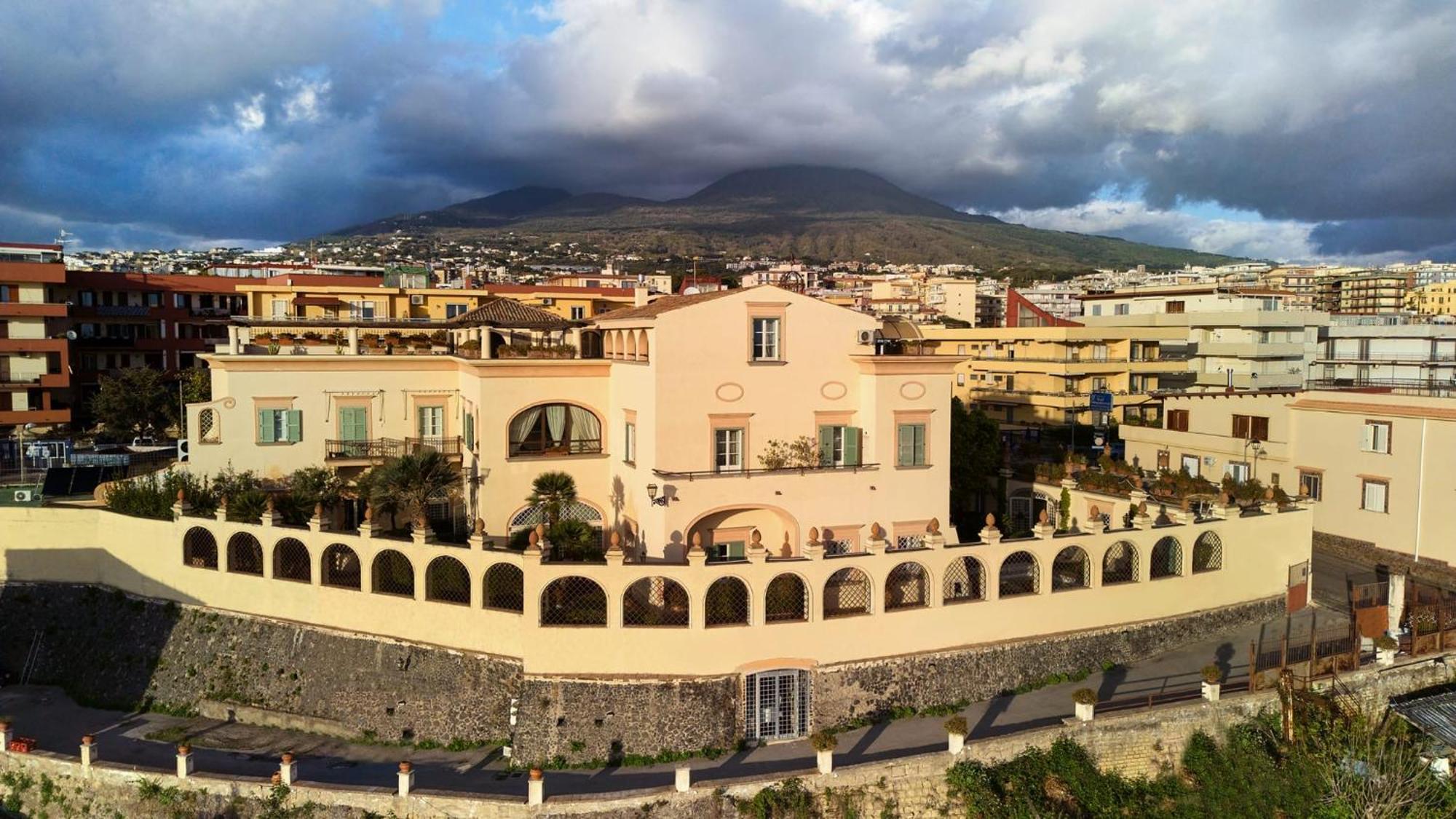 Casa Raiola Ercolano Luxury Rooms & Spa Экстерьер фото